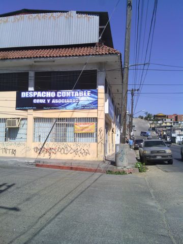 Sin Nombre